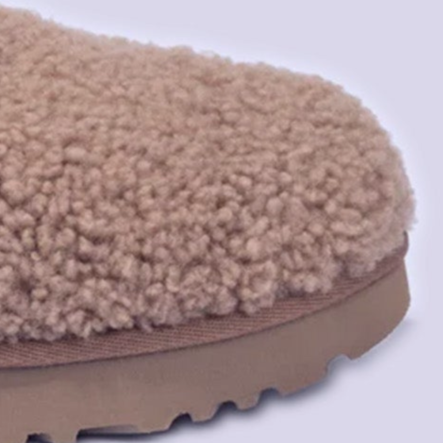 Fluffy Cozy Mule – Chestnut